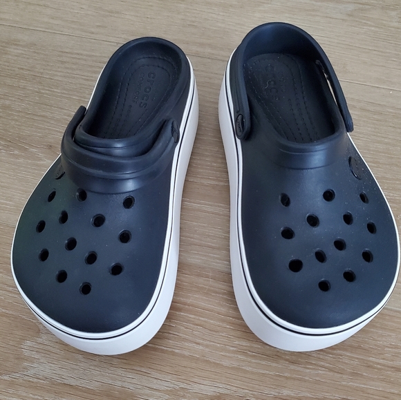 CROCS Other - Crocs Platforms Kids 1